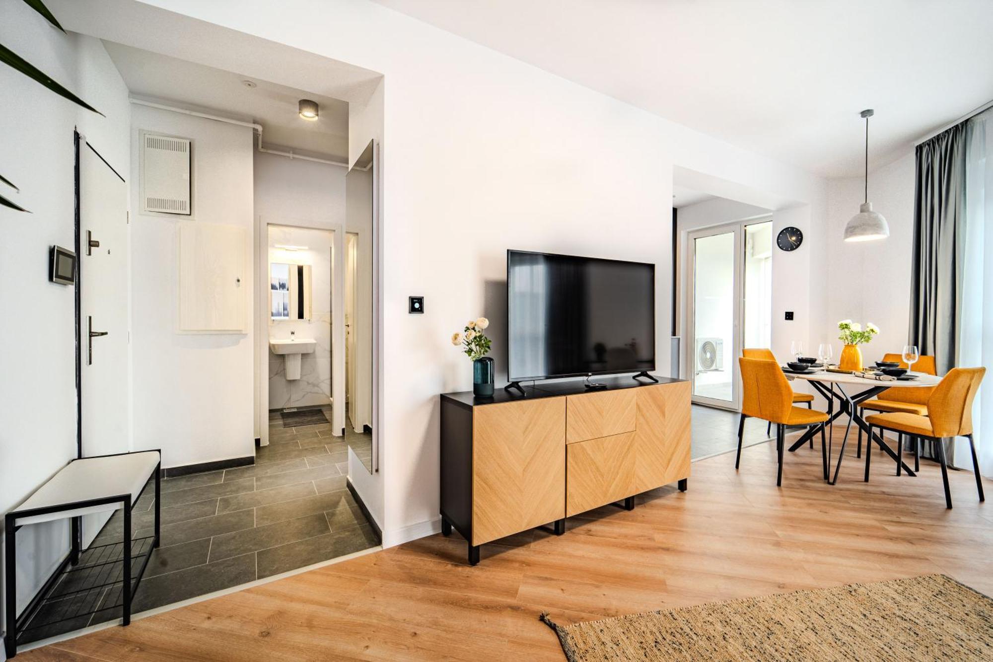 Smart Home - Gloria Apartment Avenue - By Openhouse 티미쇼아라 외부 사진